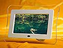 PhotoMate photograph frame